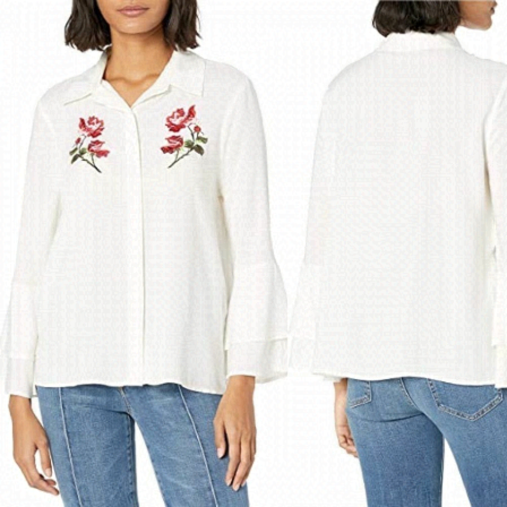 Cupcakes & Cashmeres Kimberly Embroidered Rose